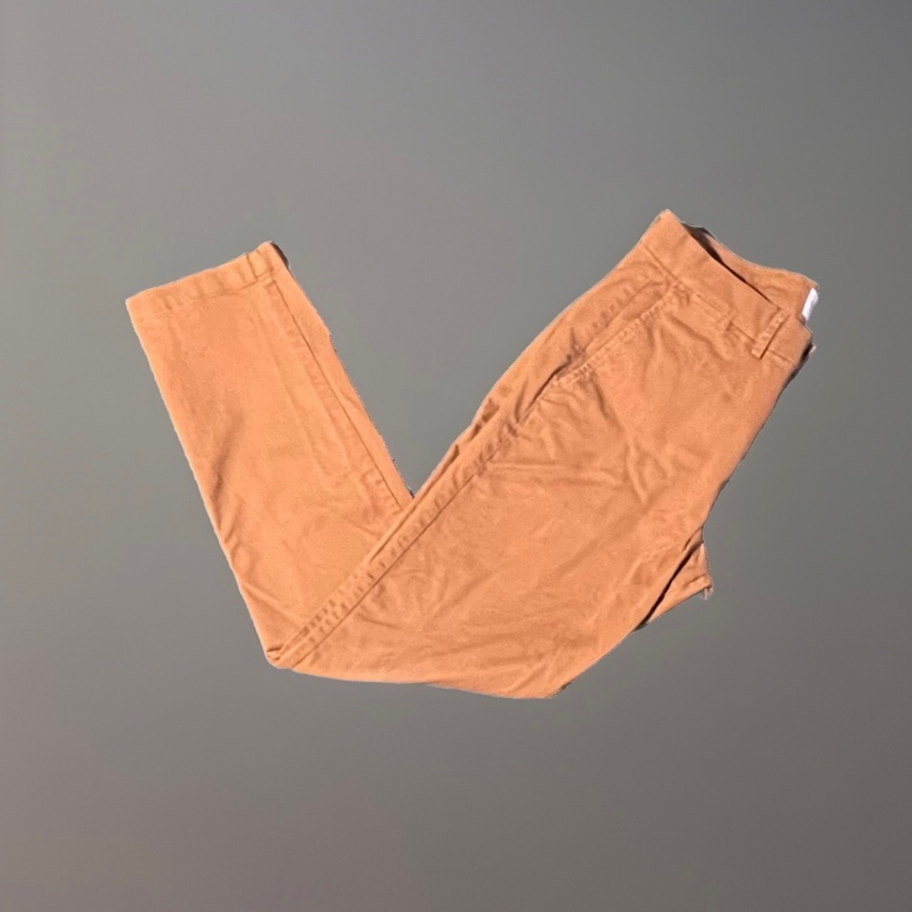 GAP GapFlex Essential Khakis in Slim Fit